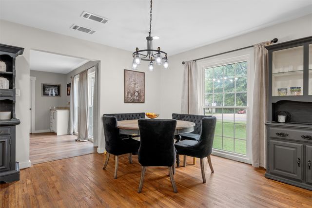 315 S Avenue G, Clifton, TX 76634