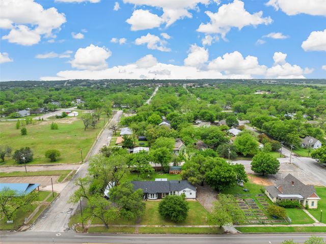 315 S Avenue G, Clifton, TX 76634