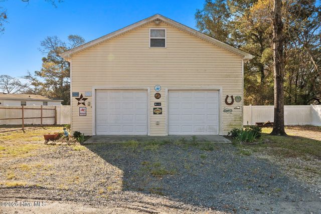 1856 Oxpen Road SW, Supply, NC 28462