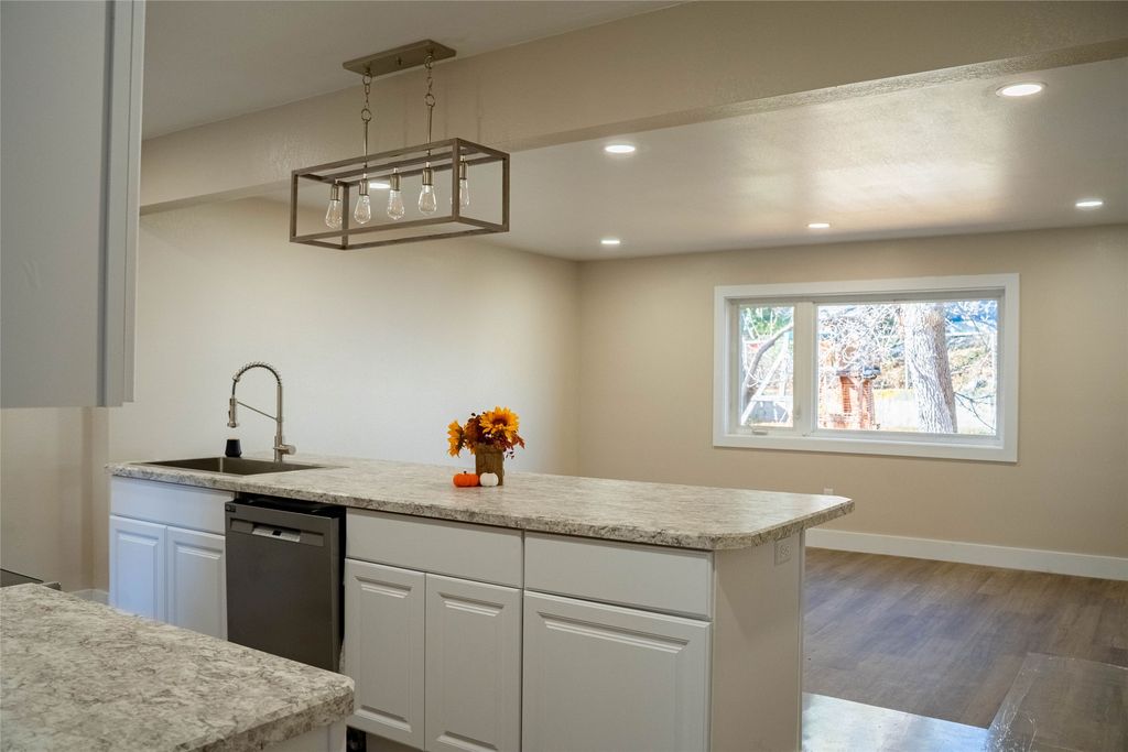 215 9th Avenue S, Shelby, MT 59474 photo 5
