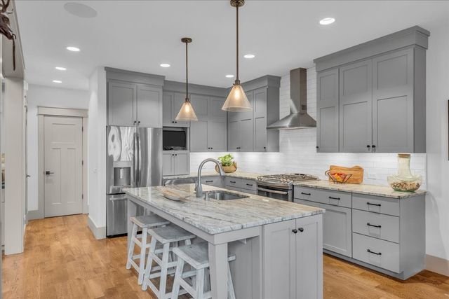 8581 Silver View Ln, Silver Point, TN 38582