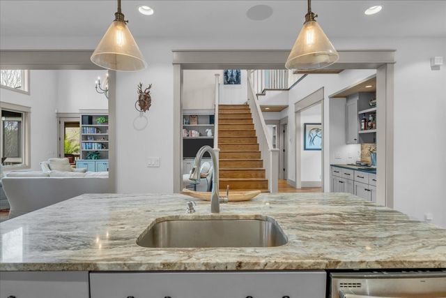 8581 Silver View Ln, Silver Point, TN 38582