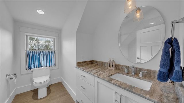 8581 Silver View Ln, Silver Point, TN 38582