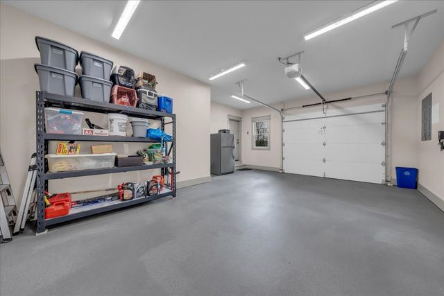 8581 Silver View Ln, Silver Point, TN 38582