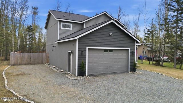 2380 E Grizzly Bear Drive, Wasilla, AK 99654