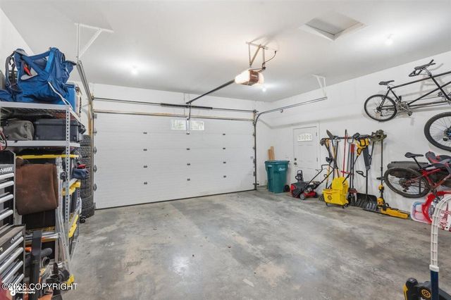 2380 E Grizzly Bear Drive, Wasilla, AK 99654