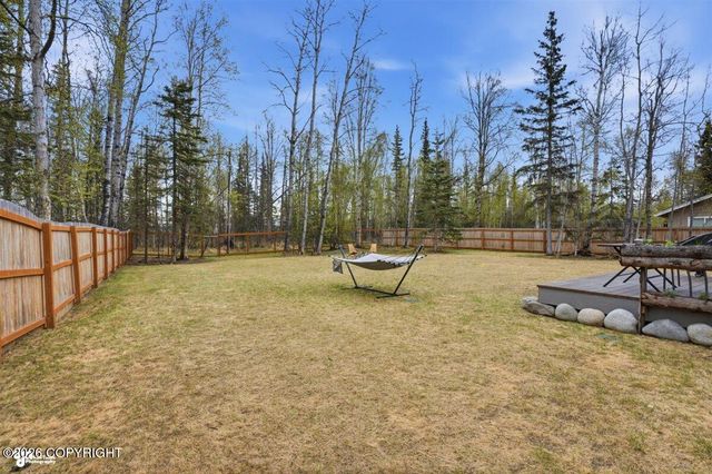2380 E Grizzly Bear Drive, Wasilla, AK 99654