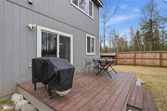 2380 E Grizzly Bear Drive, Wasilla, AK 99654