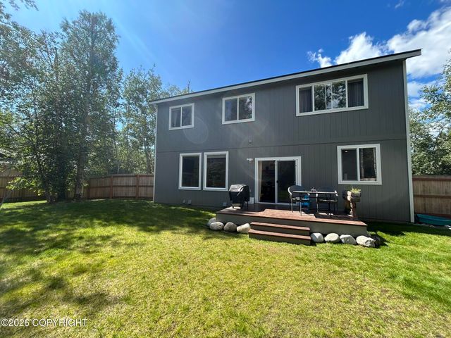 2380 E Grizzly Bear Drive, Wasilla, AK 99654