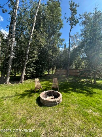 2380 E Grizzly Bear Drive, Wasilla, AK 99654