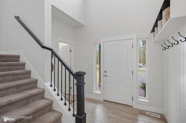 2380 E Grizzly Bear Drive, Wasilla, AK 99654