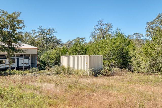 532 Peach Creek RD, Rosanky, TX 78953