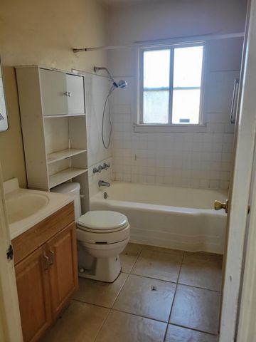 3628 Presidio St, Sacramento, CA 95838