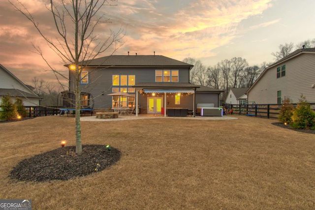 409 Carmichael Circle, Canton, GA 30115