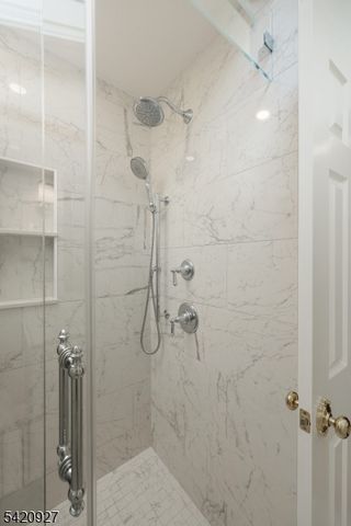 12 Buttonwood Ct, Montgomery Twp., NJ 08502