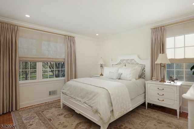 12 Buttonwood Ct, Montgomery Twp., NJ 08502