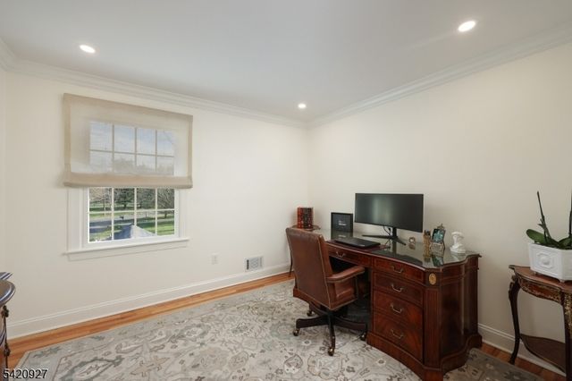 12 Buttonwood Ct, Montgomery Twp., NJ 08502