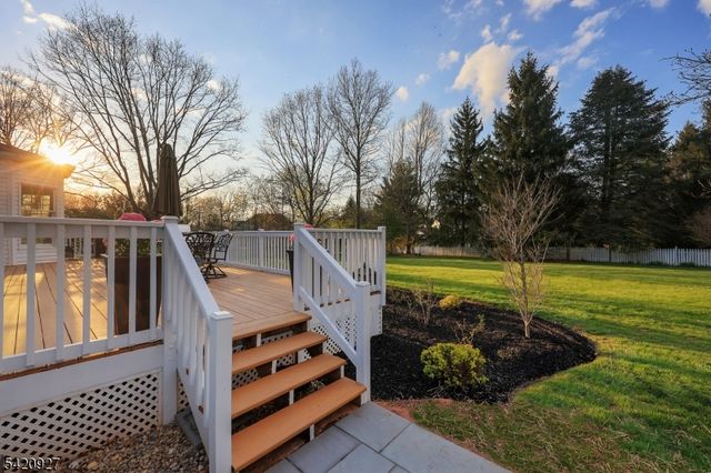 12 Buttonwood Ct, Montgomery Twp., NJ 08502