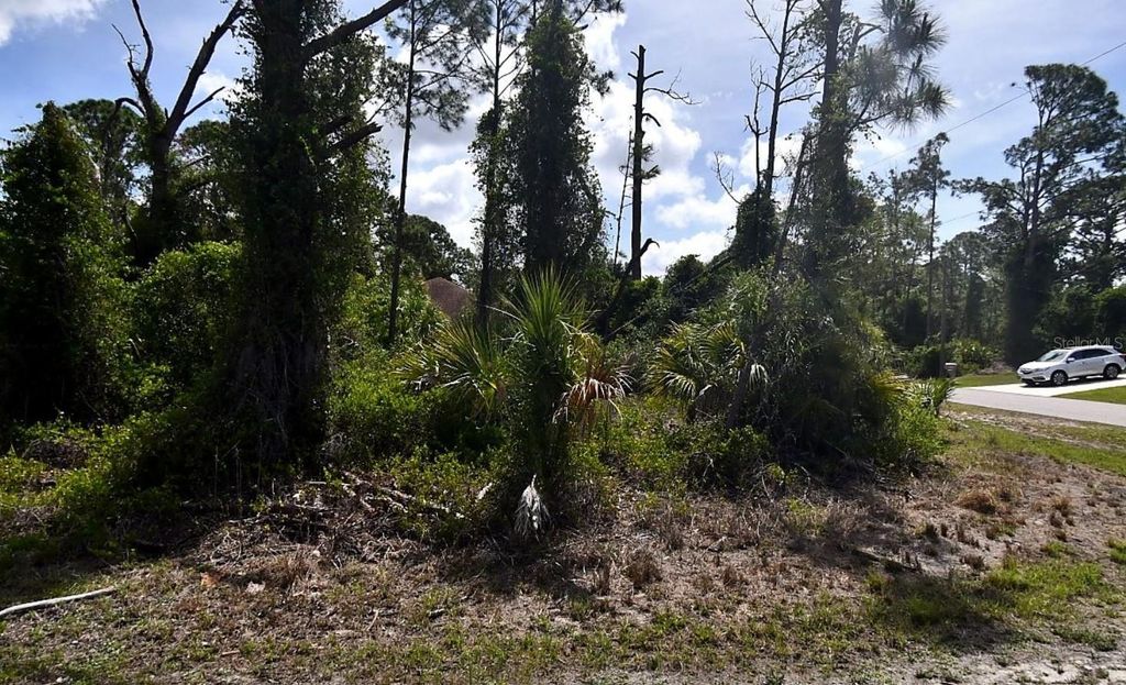 LASKIN AVENUE, North Port, FL 34291