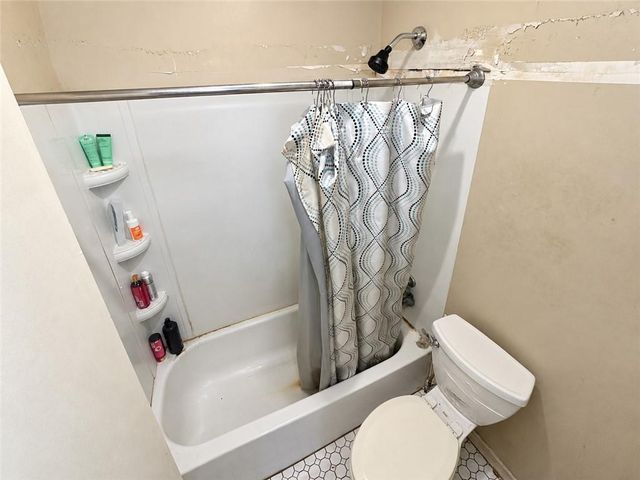 6260 Mozart Drive, Riverdale, GA 30296
