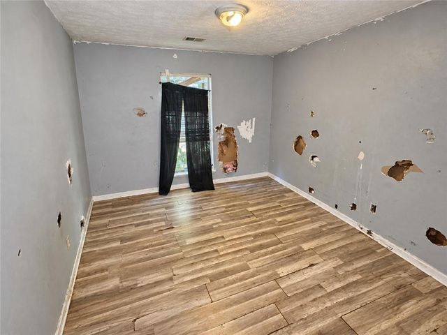 6260 Mozart Drive, Riverdale, GA 30296