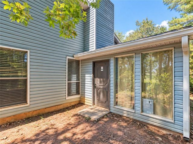 6260 Mozart Drive, Riverdale, GA 30296