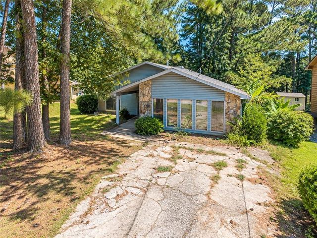 6260 Mozart Drive, Riverdale, GA 30296