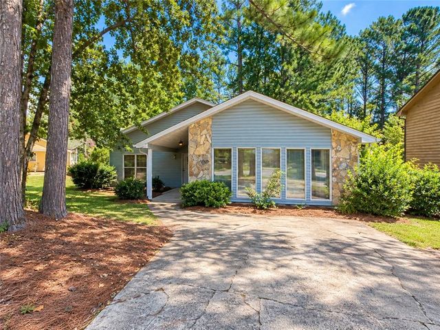 6260 Mozart Drive, Riverdale, GA 30296