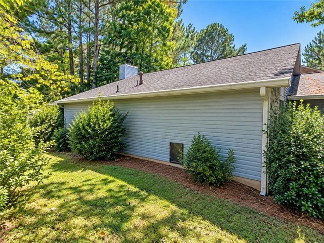 6260 Mozart Drive, Riverdale, GA 30296