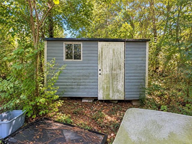 6260 Mozart Drive, Riverdale, GA 30296