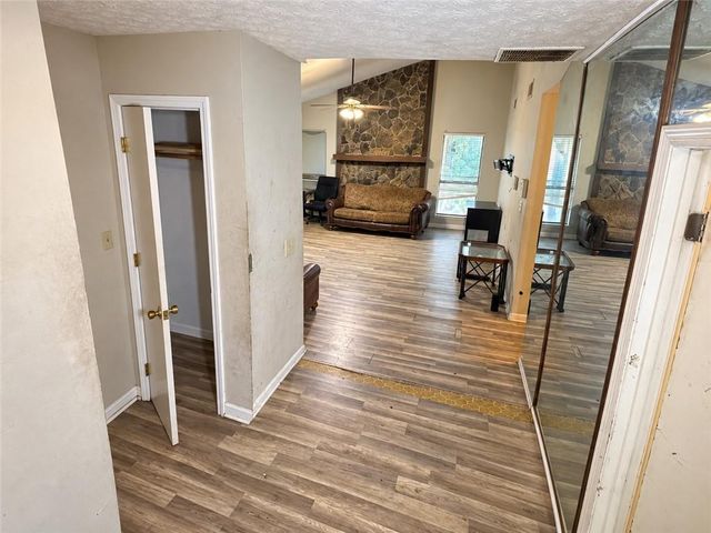 6260 Mozart Drive, Riverdale, GA 30296