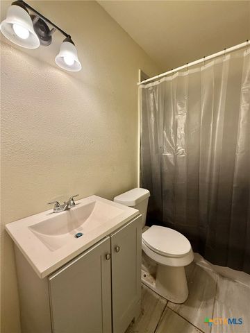 1428 E Avenue E, Temple, TX 76501