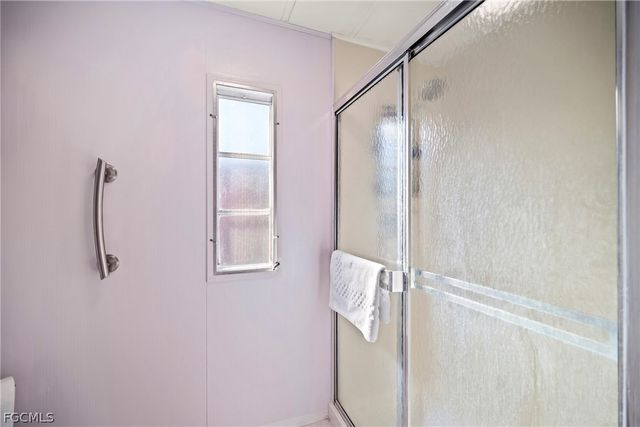 5523 Salem LN, North Fort Myers, FL 33917