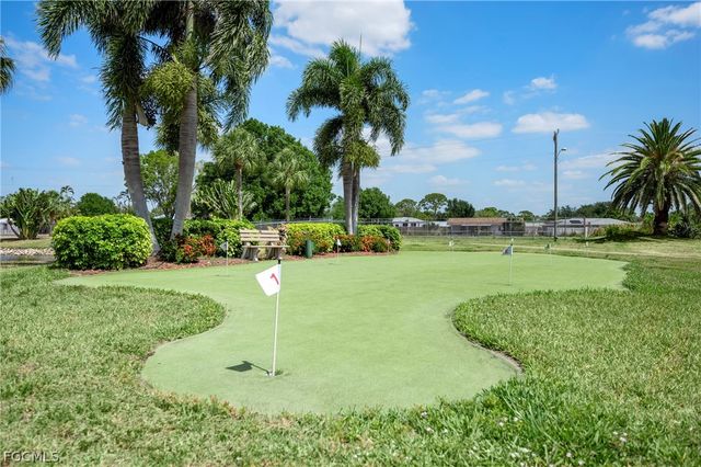 5523 Salem LN, North Fort Myers, FL 33917