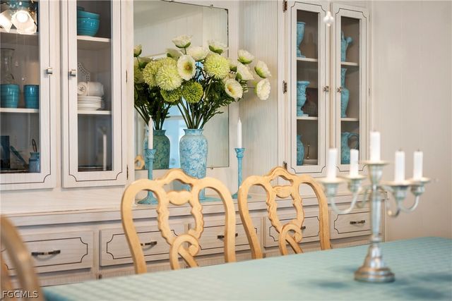 5523 Salem LN, North Fort Myers, FL 33917