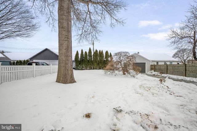 16 BOWEN AVE, Woodstown, NJ 08098