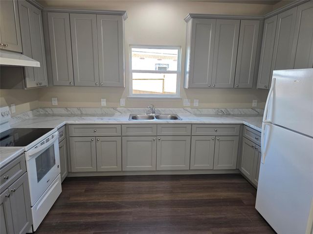 9920 Dipping Brook Street, Houston, TX 77076