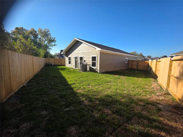 9920 Dipping Brook Street, Houston, TX 77076