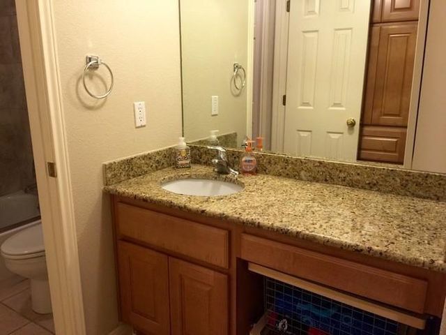 1500 East Side DR 116A, Austin, TX 78704