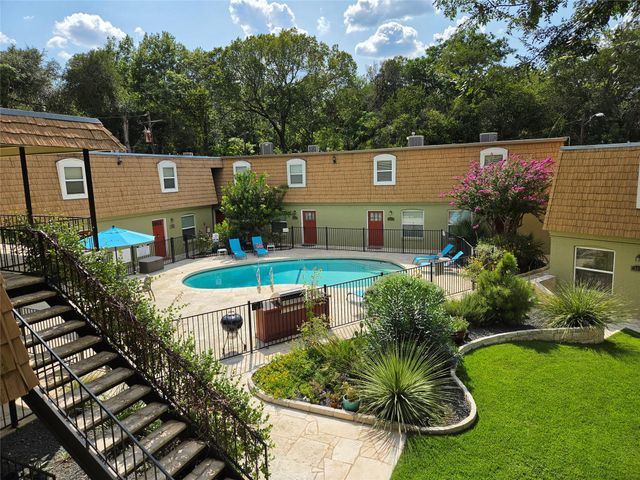 1500 East Side DR 116A, Austin, TX 78704
