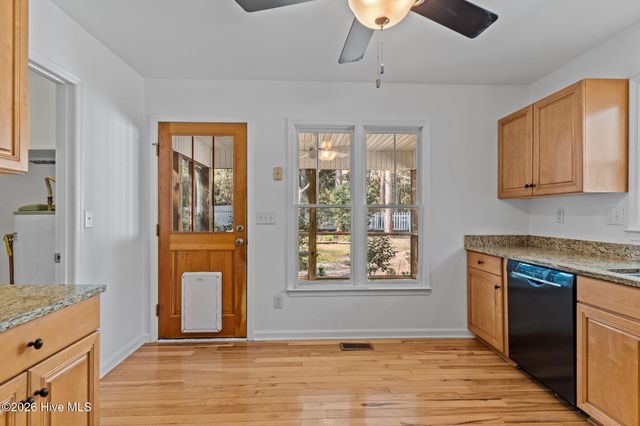 6474 Walden Pond Lane, Southport, NC 28461