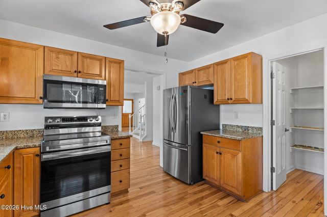 6474 Walden Pond Lane, Southport, NC 28461