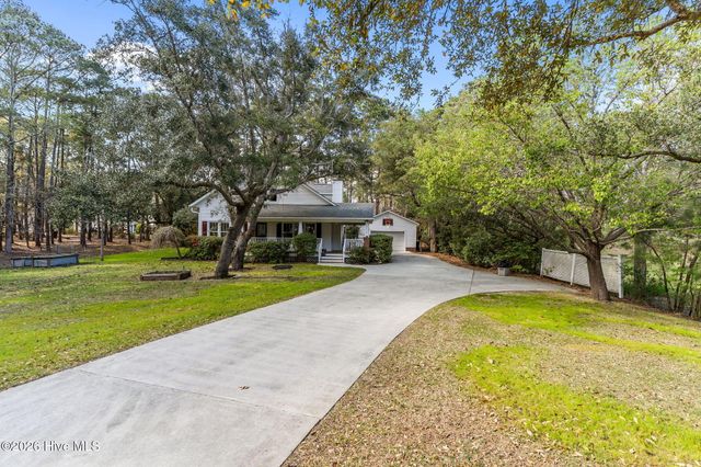 6474 Walden Pond Lane, Southport, NC 28461