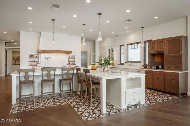 15645 Lapeyre Road, Moorpark, CA 93021