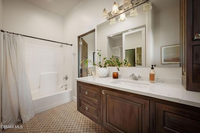 15645 Lapeyre Road, Moorpark, CA 93021