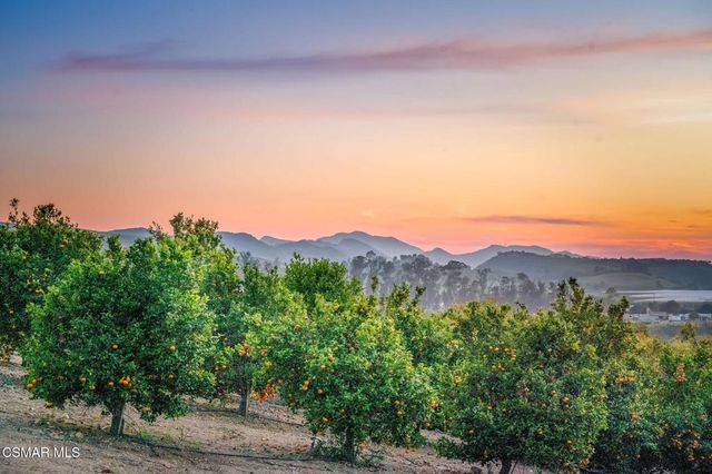 15645 Lapeyre Road, Moorpark, CA 93021