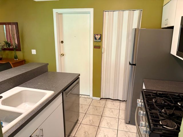 41 E Janata Boulevard 3A, Lombard, IL 60148