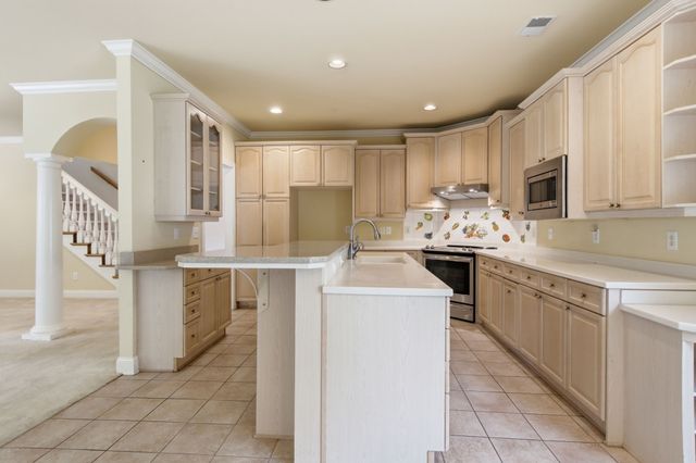 700 Pebble Springs Dr, Franklin, TN 37067
