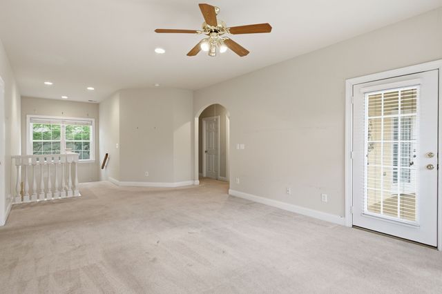 700 Pebble Springs Dr, Franklin, TN 37067