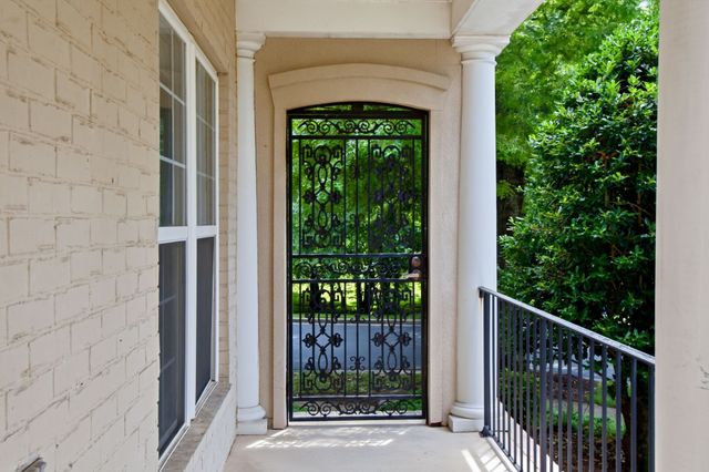 700 Pebble Springs Dr, Franklin, TN 37067
